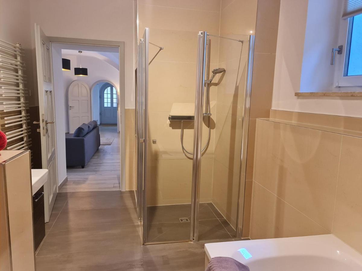 Appartements In Schoner Burganlage Jena Eksteriør billede